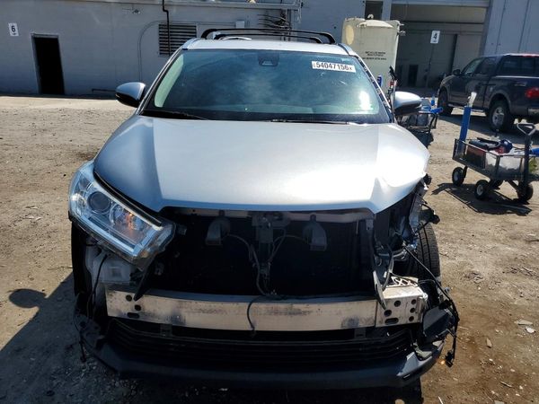 2017 TOYOTA HIGHLANDER SE/XLE