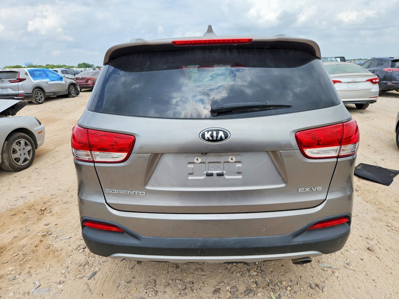 2017 KIA SORENTO EX