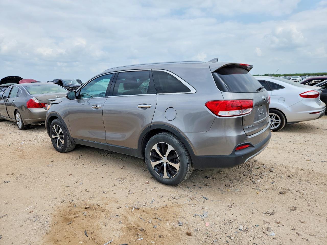 2017 KIA SORENTO EX