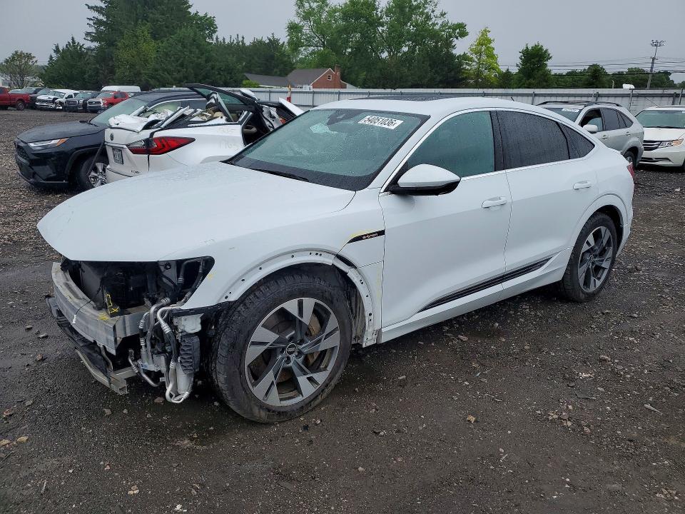 2021 AUDI E-TRON quattro Premium Plus