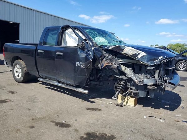 2019 RAM 1500 Tradesman, ST — Passenger 3/4