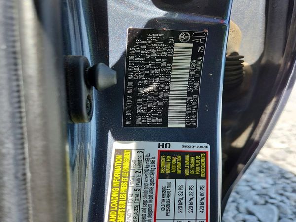 2018 TOYOTA COROLLA