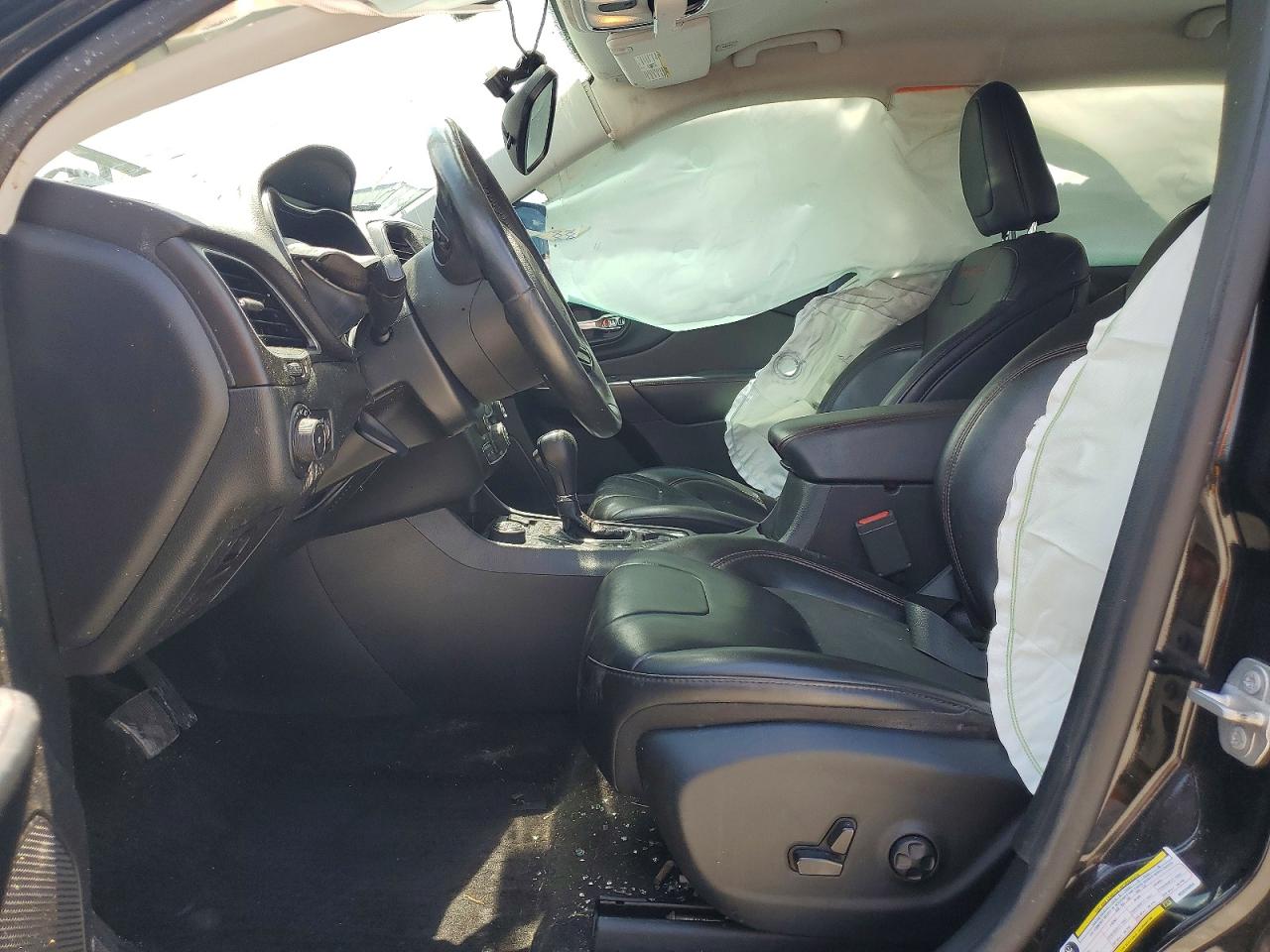 2019 JEEP CHEROKEE TRAILHAWK 4X4