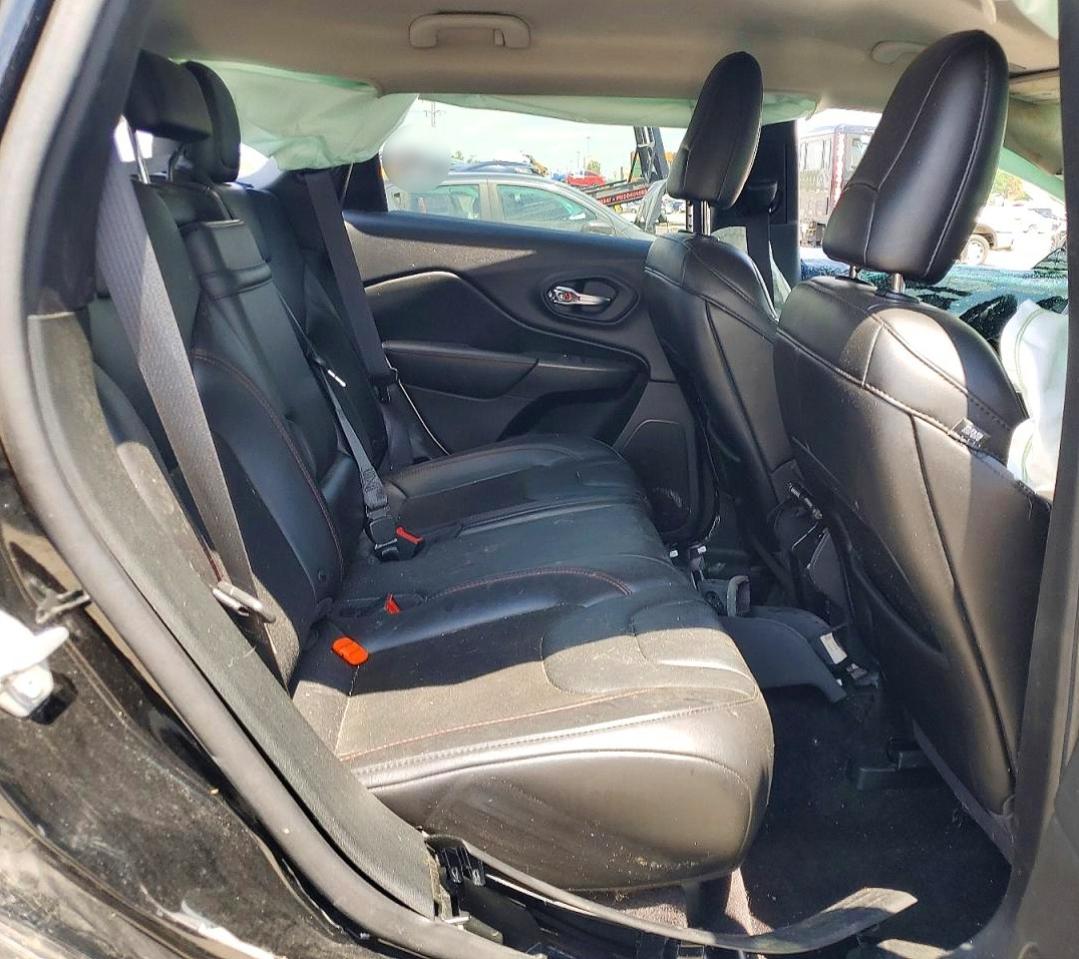 2019 JEEP CHEROKEE TRAILHAWK 4X4