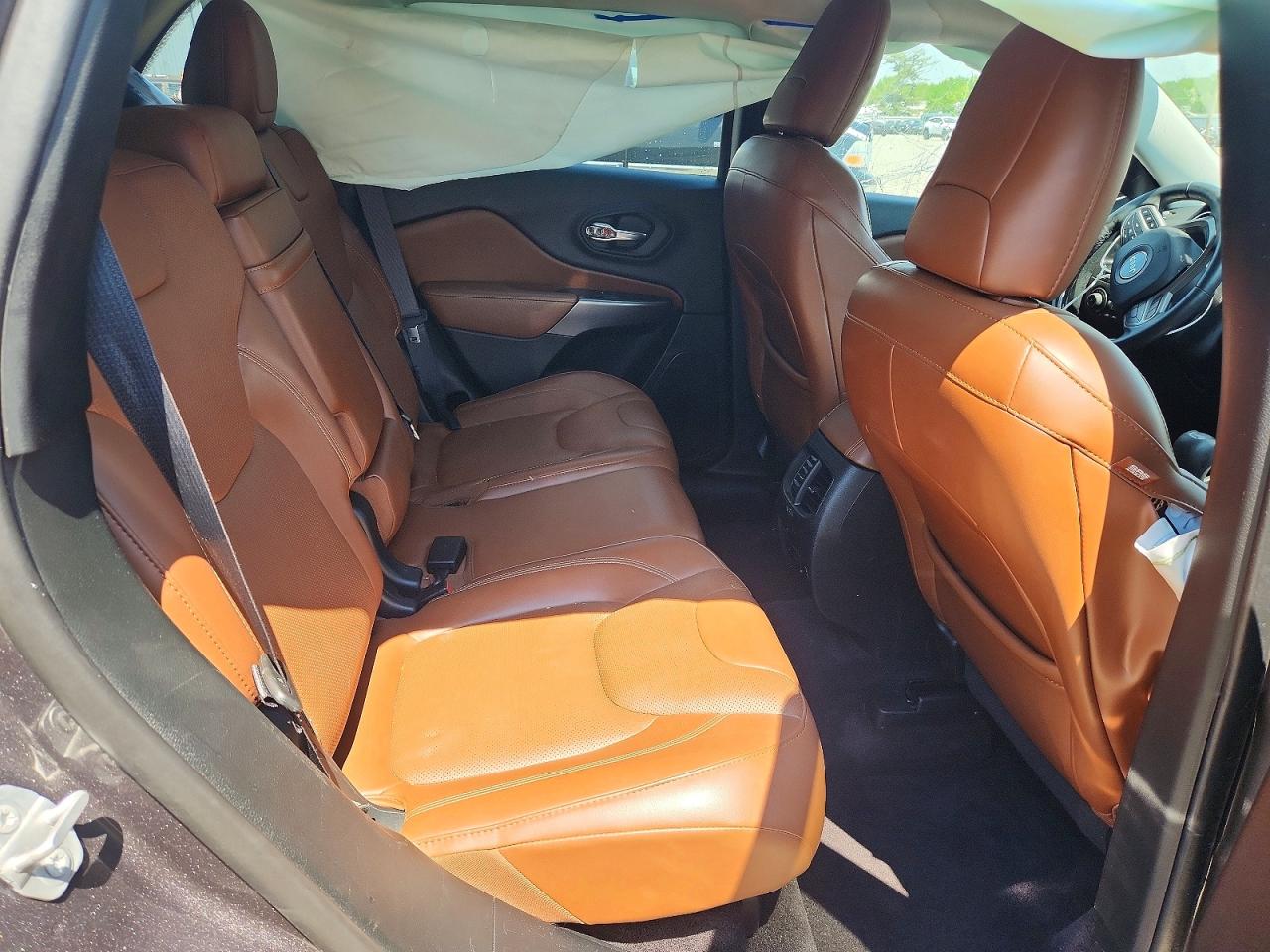 2019 JEEP CHEROKEE OVERLAND 4X4