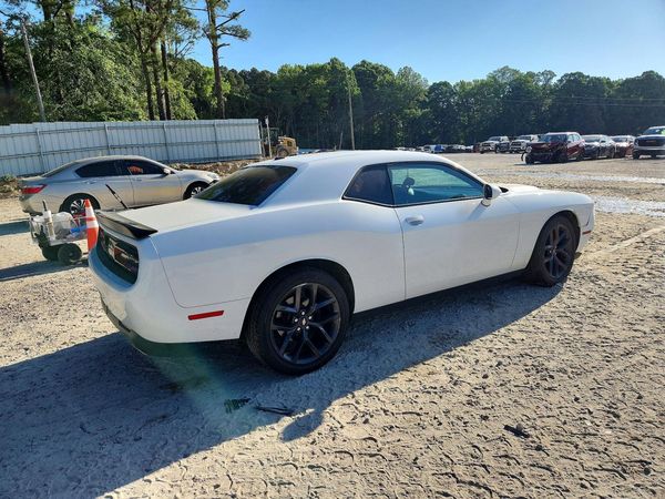 2019 DODGE CHALLENGER SXT