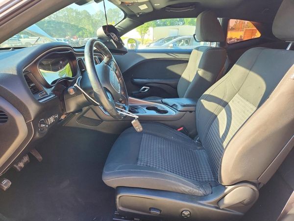 2019 DODGE CHALLENGER SXT