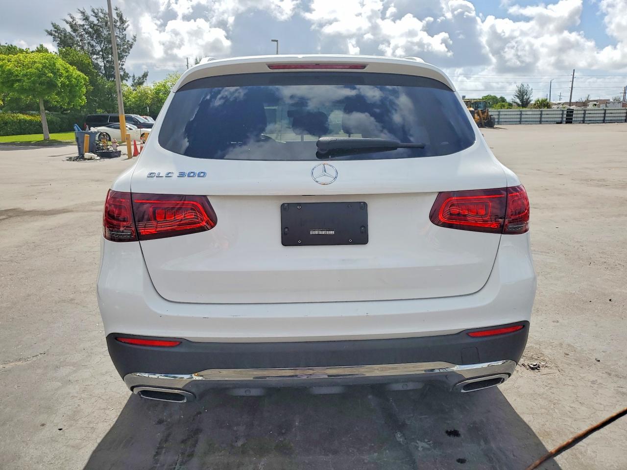 2020 MERCEDES-BENZ GLC GLC300