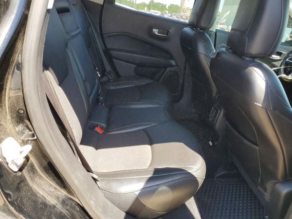 2019 JEEP COMPASS LATITUDE 4X2