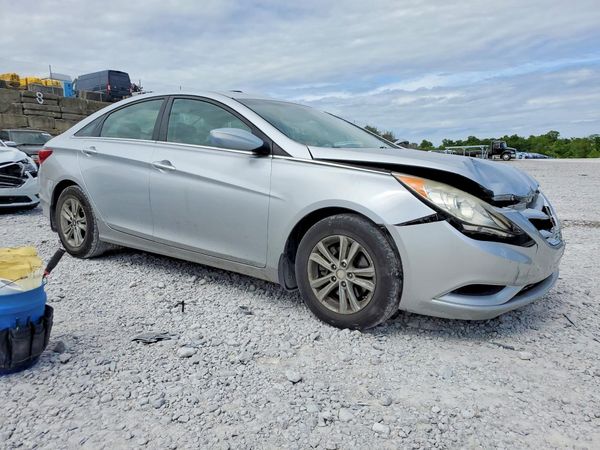 2012 HYUNDAI SONATA Middle-low level