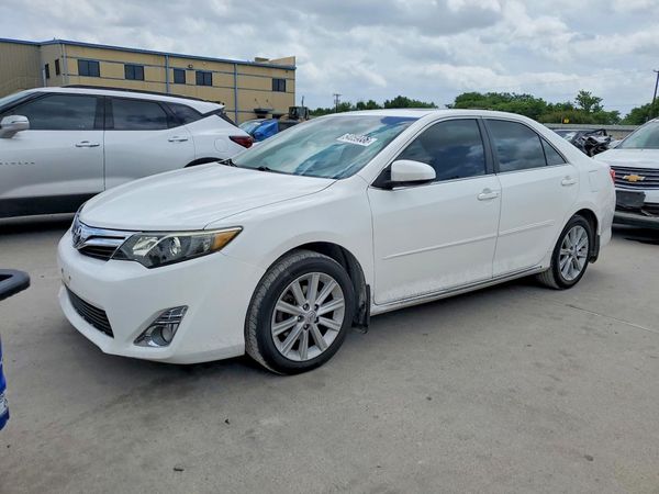 2014 TOYOTA CAMRY — DSFA — Front 3/4