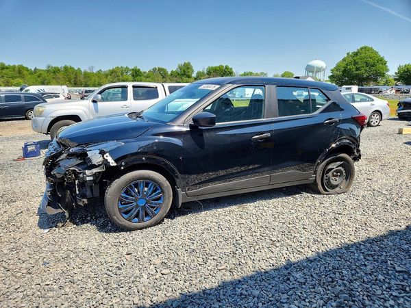 2023 NISSAN KICKS S