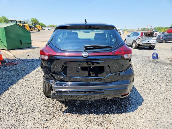 2023 NISSAN KICKS S