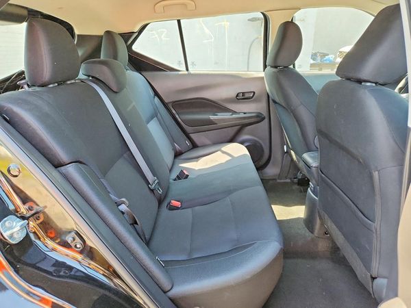 2023 NISSAN KICKS S
