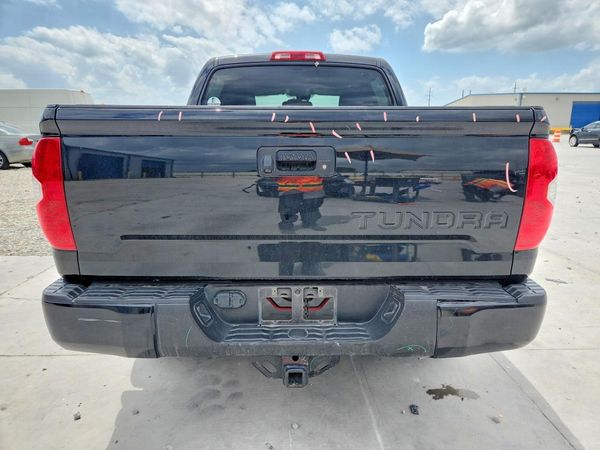 2019 TOYOTA TUNDRA SR5 Grade