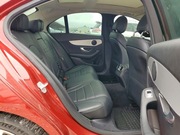 2016 MERCEDES-BENZ C C300