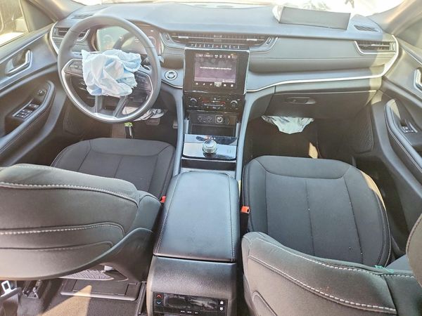 2025 JEEP CHEROKEE Laredo, Altitude — CKPT