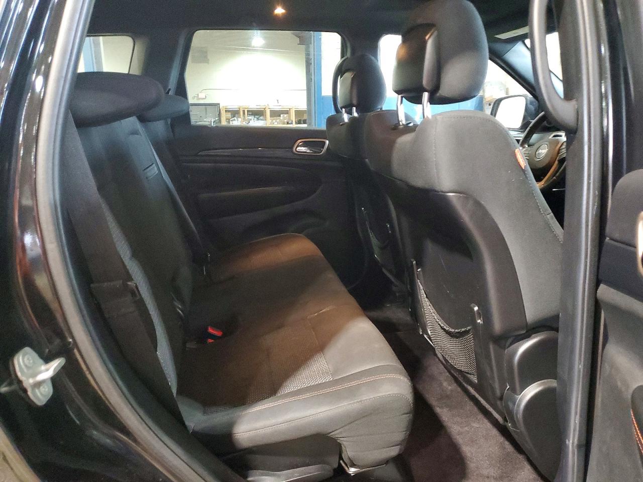 2016 JEEP GRAND CHEROKEE LAREDO 4X2