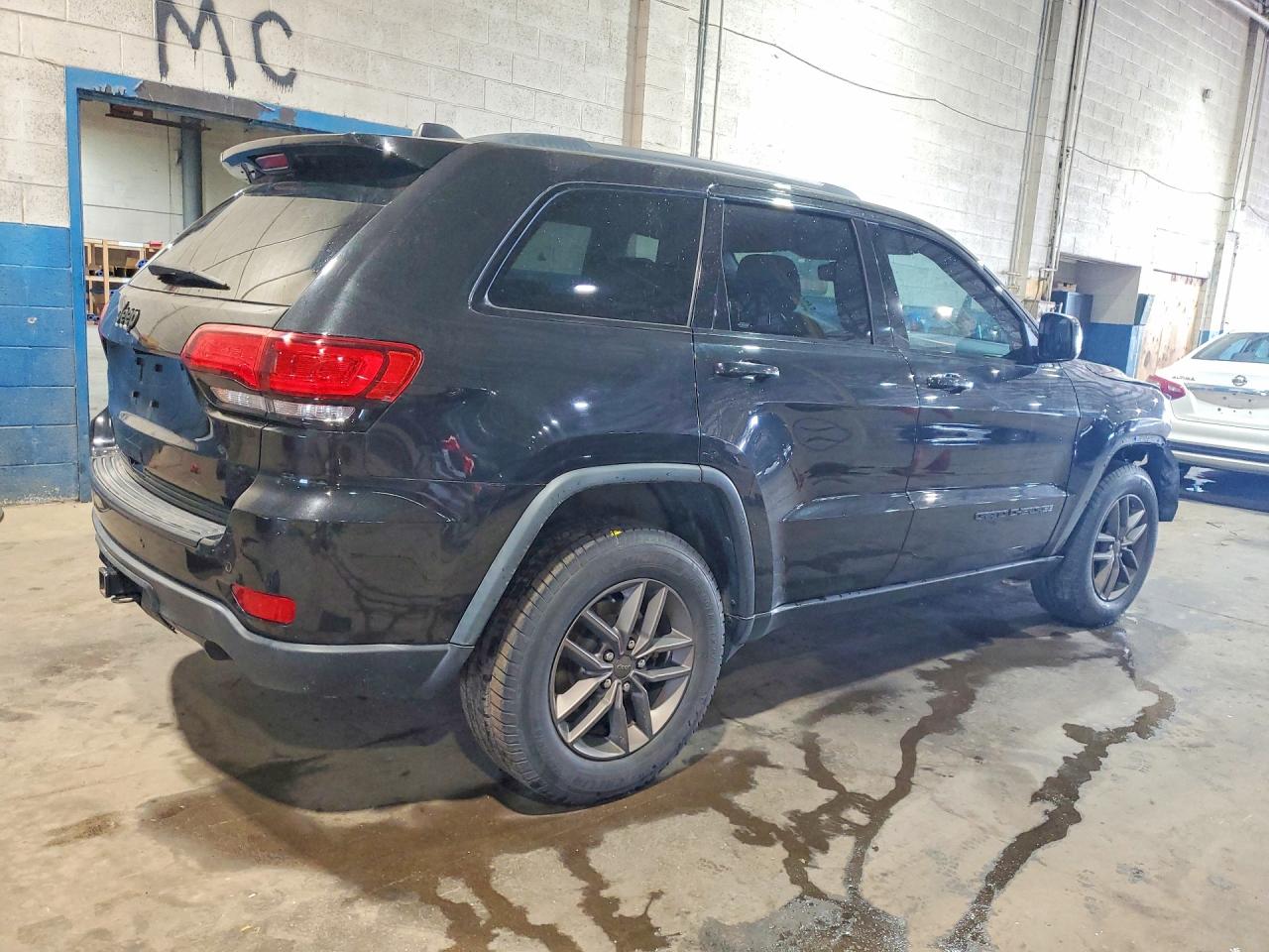 2016 JEEP GRAND CHEROKEE LAREDO 4X2