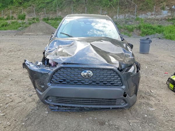 2025 TOYOTA COROLLA CROSS L
