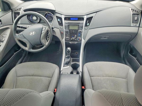 2013 HYUNDAI SONATA