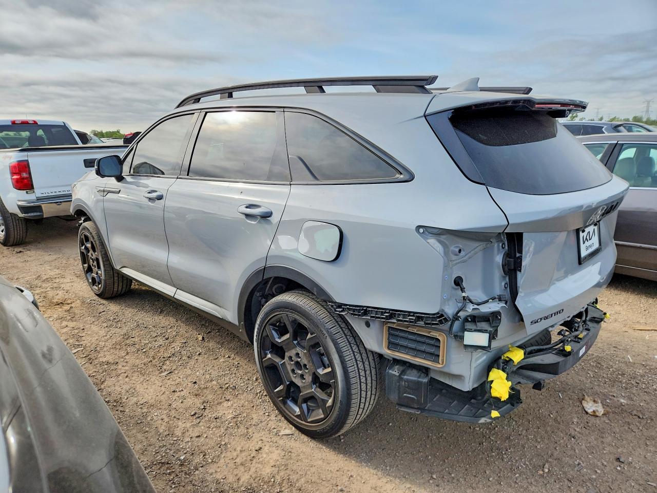 2025 KIA SORENTO