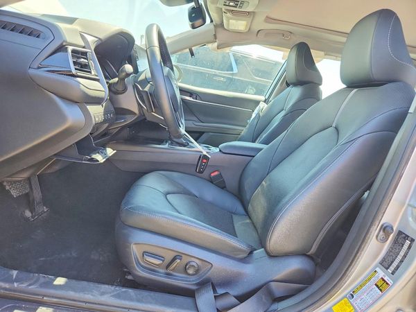 2024 TOYOTA CAMRY