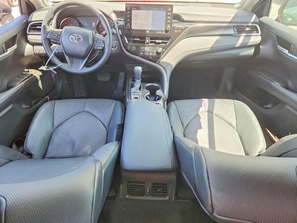 2024 TOYOTA CAMRY