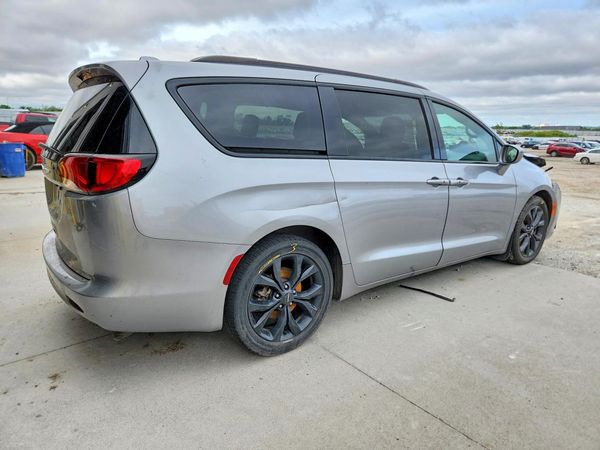 2020 CHRYSLER PACIFICA
