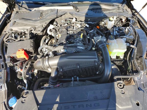 2026 FORD MUSTANG I4