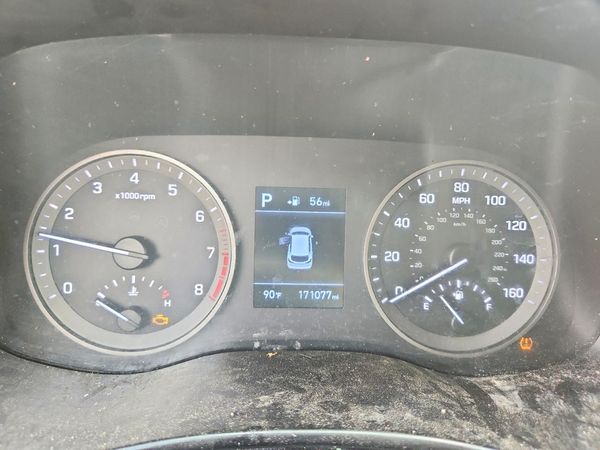 2019 HYUNDAI TUCSON SE