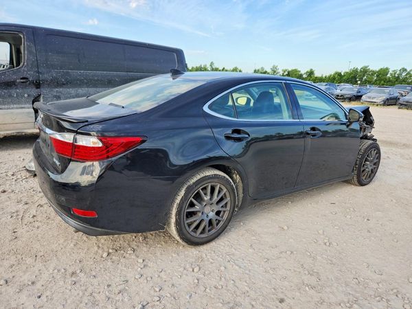 2015 LEXUS ES