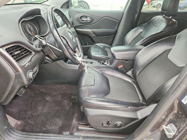 2019 JEEP CHEROKEE LATITUDE PLUS FWD