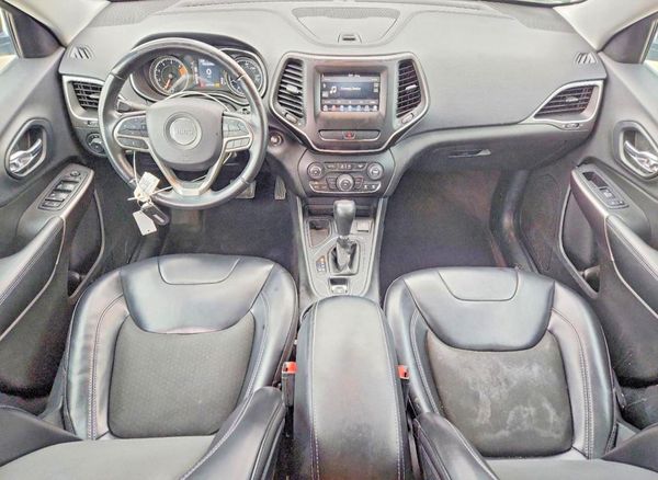 2019 JEEP CHEROKEE LATITUDE PLUS FWD