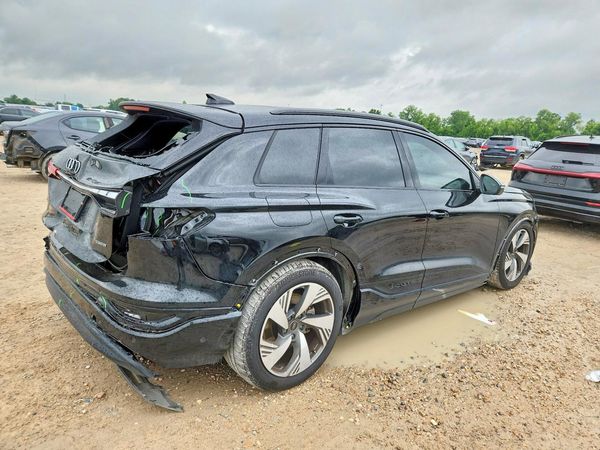 2025 AUDI Q6 E-TRON