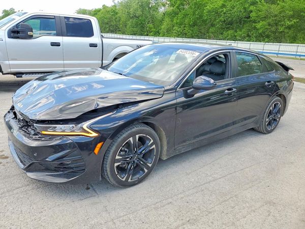 2022 KIA K5