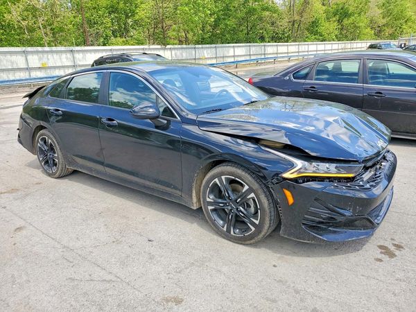 2022 KIA K5