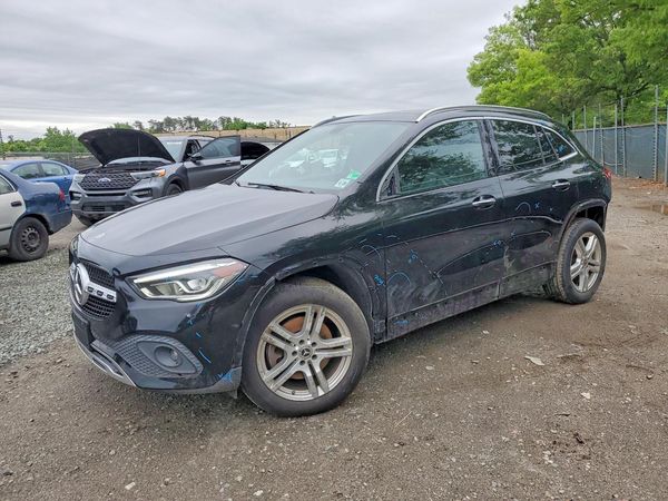 2021 MERCEDES-BENZ GLA 250 4MATIC