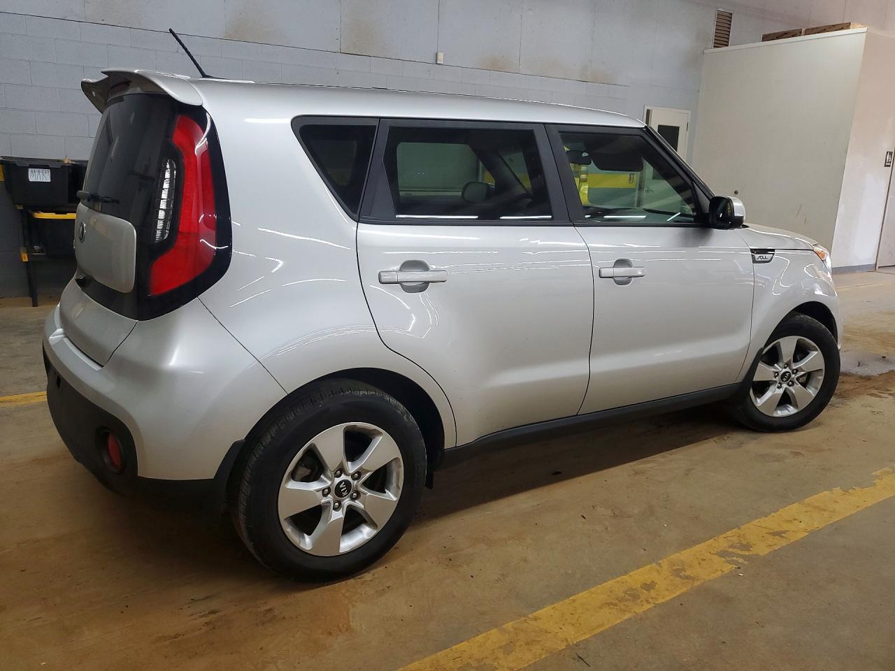 2019 KIA SOUL Base