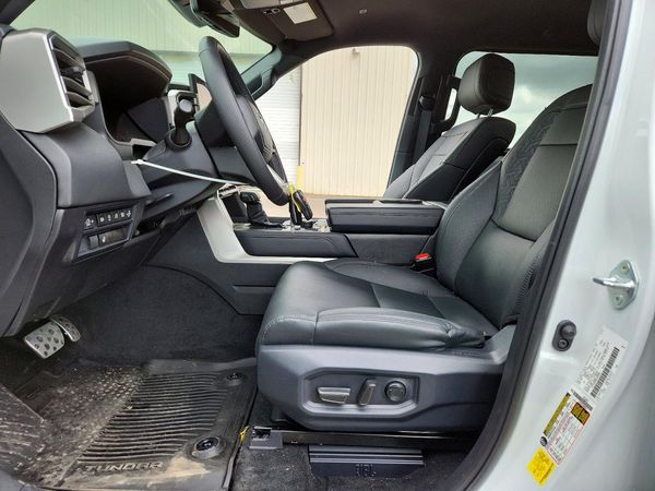 2025 TOYOTA TUNDRA