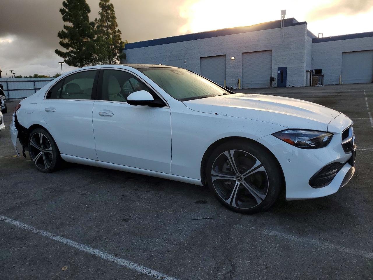 2025 MERCEDES-BENZ C C300