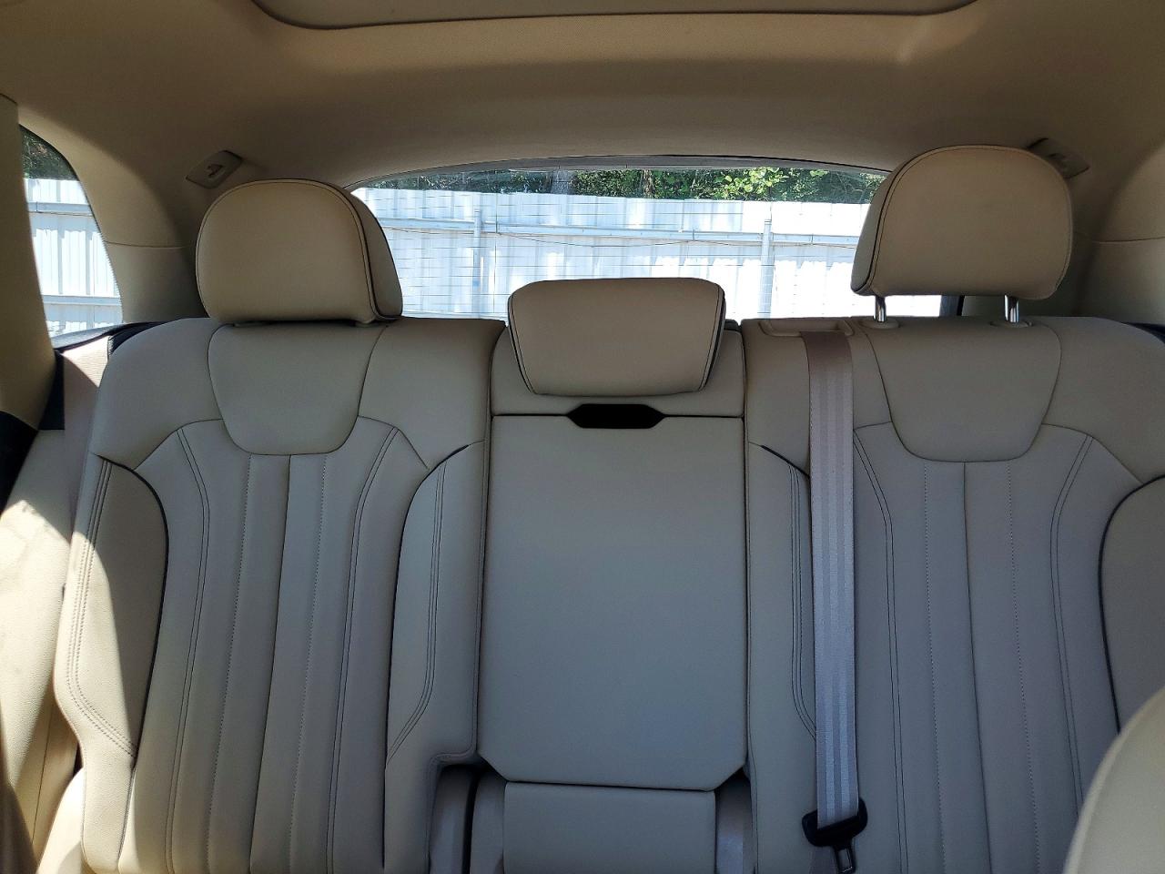 2024 AUDI Q5 S Line quattro Premium