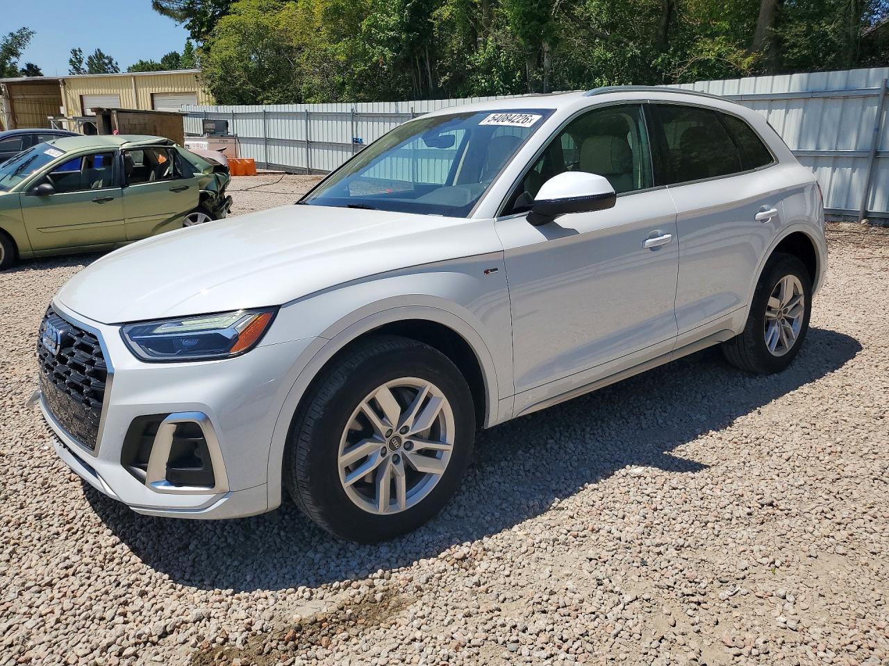 2024 AUDI Q5 S Line quattro Premium