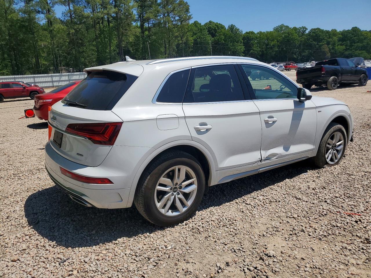 2024 AUDI Q5 S Line quattro Premium