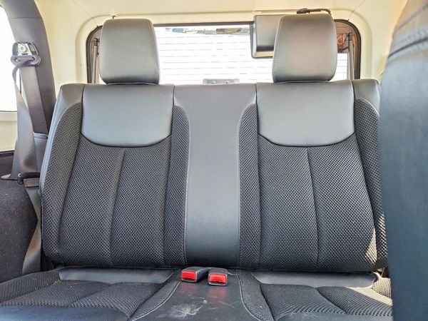 2017 JEEP WRANGLER SAHARA 4X4