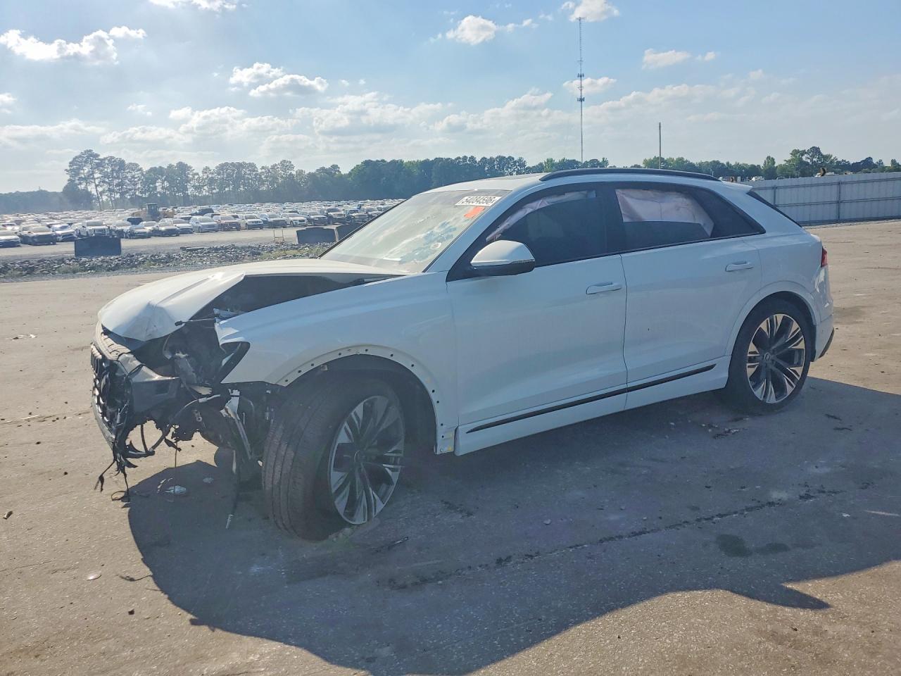 2025 AUDI Q8