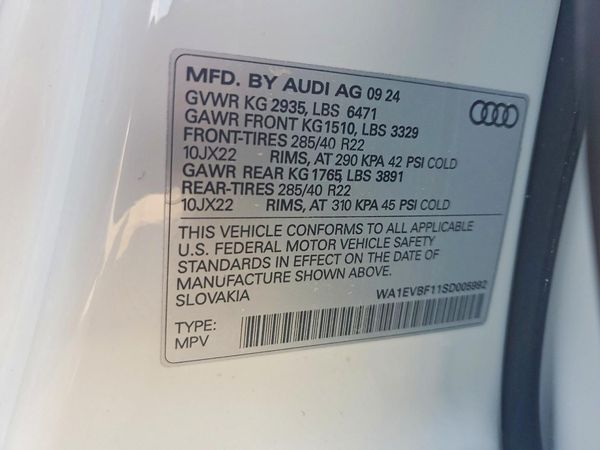 2025 AUDI Q8