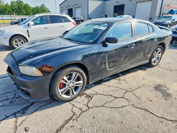 2013 DODGE CHARGER SXT