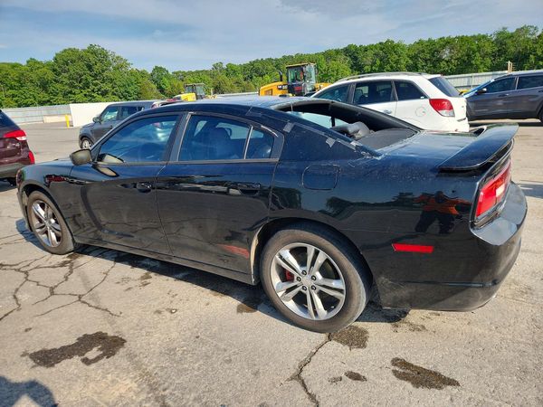 2013 DODGE CHARGER SXT