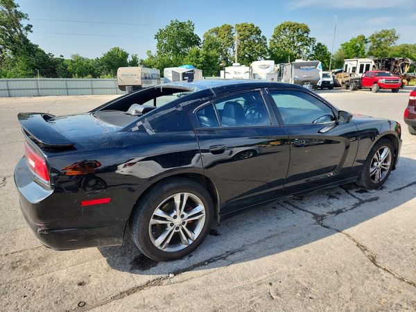 2013 DODGE CHARGER SXT